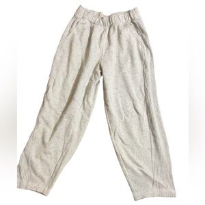 aerie Light Gray Ribbed barrel sweatpants size small regular